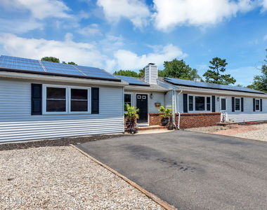 725 8th Avenue - Photo Thumbnail 2
