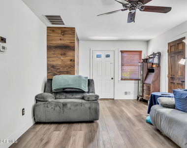 725 8th Avenue - Photo Thumbnail 27
