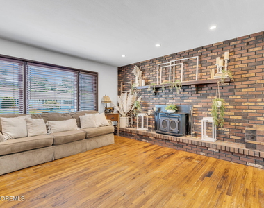 725 8th Avenue - Photo Thumbnail 8