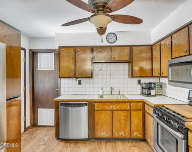 725 8th Avenue - Photo Thumbnail 16
