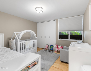 1116 Elberon Avenue - Photo Thumbnail 17