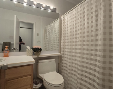 210 5th Avenue - Photo Thumbnail 9