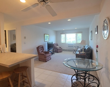 210 5th Avenue - Photo Thumbnail 3