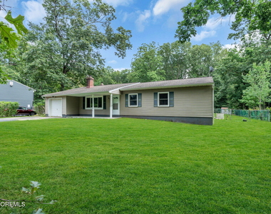 875 Bowman Road - Photo Thumbnail 5