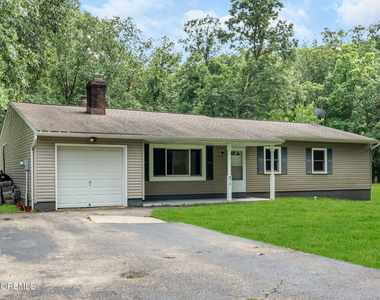 875 Bowman Road - Photo Thumbnail 2