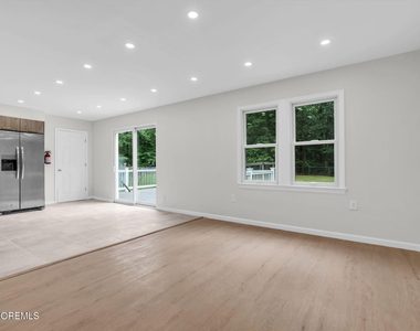 875 Bowman Road - Photo Thumbnail 12