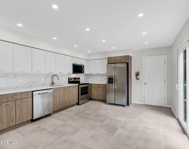 875 Bowman Road - Photo Thumbnail 16