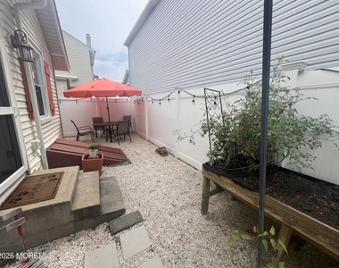 503 15th Avenue - Photo Thumbnail 8