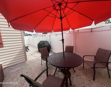 503 15th Avenue - Photo Thumbnail 9