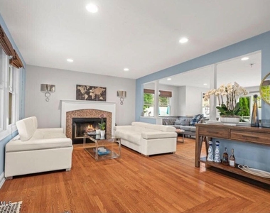 250 Alpern Avenue - Photo Thumbnail 17