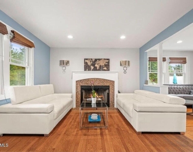 250 Alpern Avenue - Photo Thumbnail 13