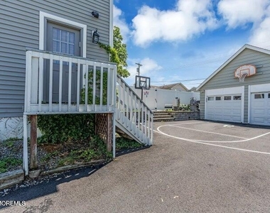 250 Alpern Avenue - Photo Thumbnail 11