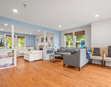 250 Alpern Avenue - Photo Thumbnail 14