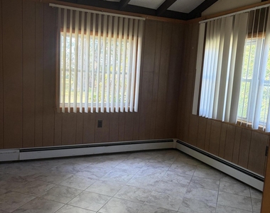 1020 Inland Road - Photo Thumbnail 7
