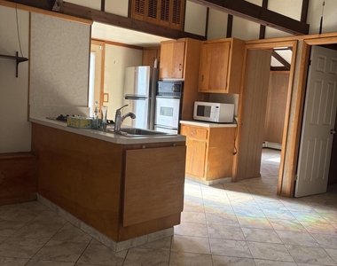 1020 Inland Road - Photo Thumbnail 3