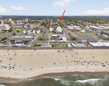1111 2nd Avenue - Photo Thumbnail 32