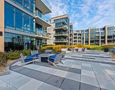 15 Morris Avenue - Photo Thumbnail 35