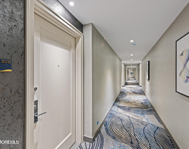 15 Morris Avenue - Photo Thumbnail 22