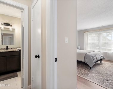 84 Diane Drive - Photo Thumbnail 6