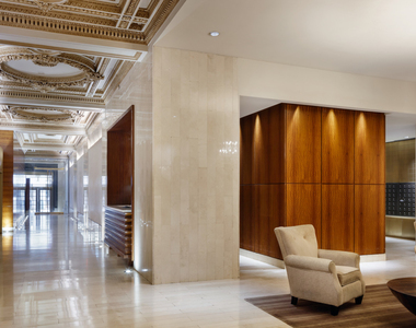 37 Wall Street - Photo Thumbnail 3