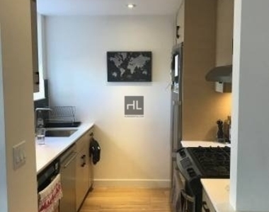 Cliff Street - Photo Thumbnail 2