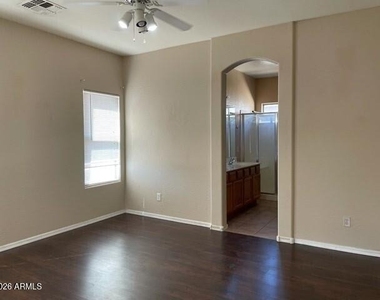 8850 W Hilton Avenue - Photo Thumbnail 4