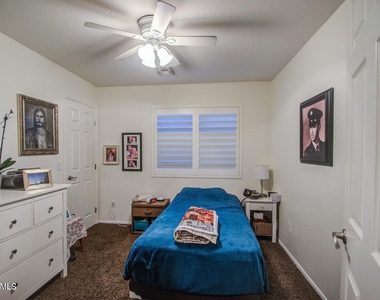 3904 E Leah Court - Photo Thumbnail 20