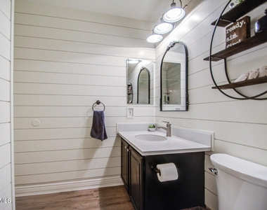 3904 E Leah Court - Photo Thumbnail 23