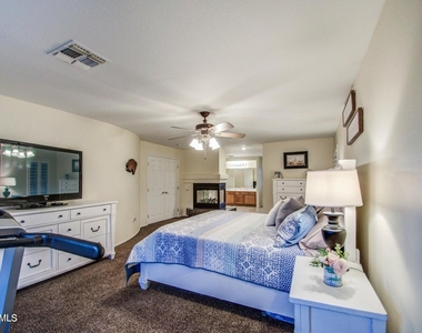 3904 E Leah Court - Photo Thumbnail 29