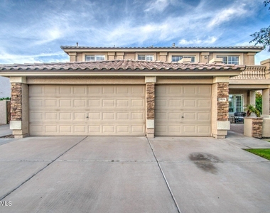 3904 E Leah Court - Photo Thumbnail 4