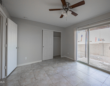 300 E Broadway Road - Photo Thumbnail 10