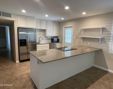27 E Mckinley Street - Photo Thumbnail 1