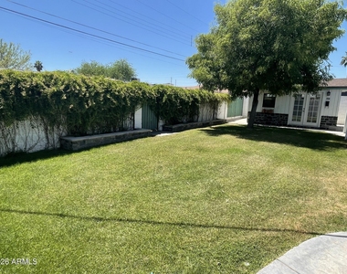 27 E Mckinley Street - Photo Thumbnail 8