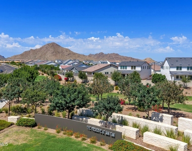 3298 W Garnet Street - Photo Thumbnail 1