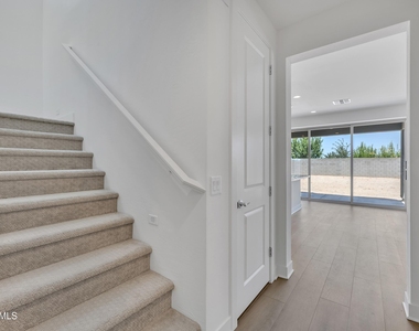 3298 W Garnet Street - Photo Thumbnail 26