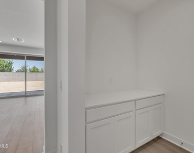 3298 W Garnet Street - Photo Thumbnail 23