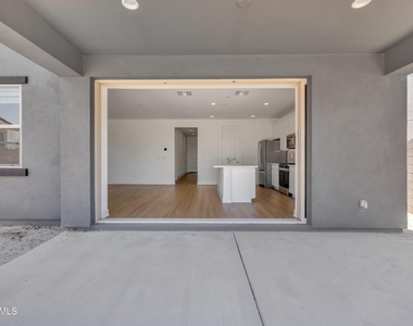 3298 W Garnet Street - Photo Thumbnail 59