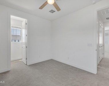 3298 W Garnet Street - Photo Thumbnail 45
