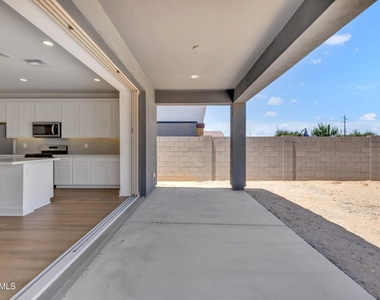 3298 W Garnet Street - Photo Thumbnail 57