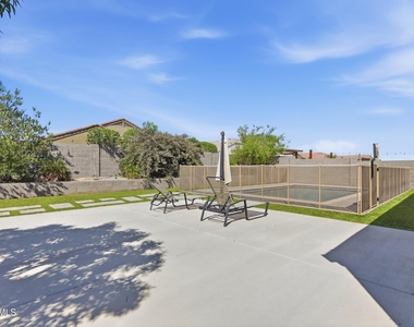 30558 W Clarendon Avenue - Photo Thumbnail 37