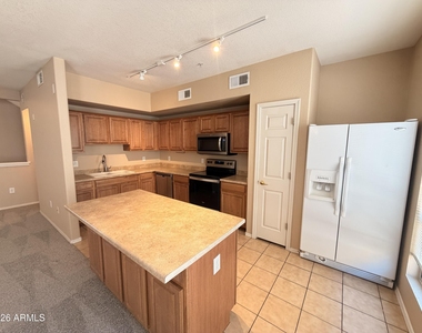 18250 N Cave Creek Road - Photo Thumbnail 23