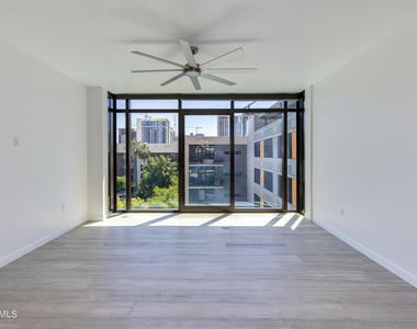 200 W Portland Street - Photo Thumbnail 6