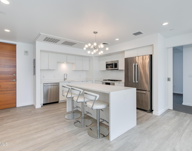 200 W Portland Street - Photo Thumbnail 5