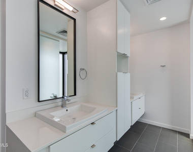 200 W Portland Street - Photo Thumbnail 9
