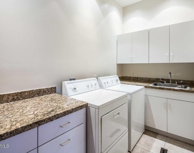 15810 E Centipede Drive - Photo Thumbnail 38