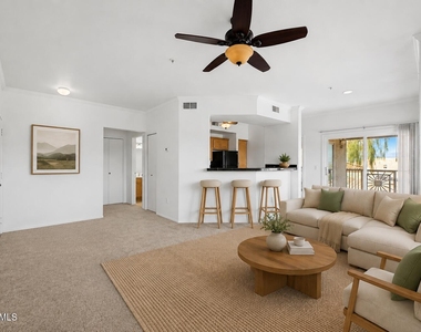 13700 N Fountain Hills Boulevard - Photo Thumbnail 2