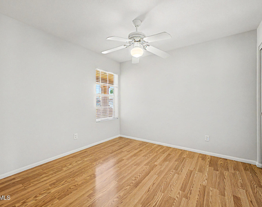 9969 W Mackenzie Drive - Photo Thumbnail 18