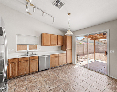 9969 W Mackenzie Drive - Photo Thumbnail 3