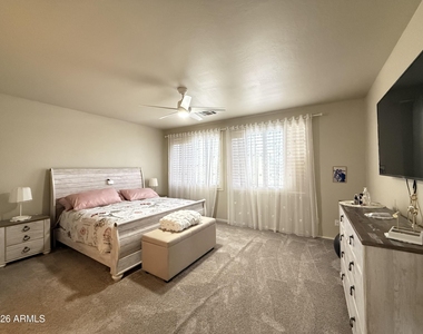 757 W Aloe Place - Photo Thumbnail 16