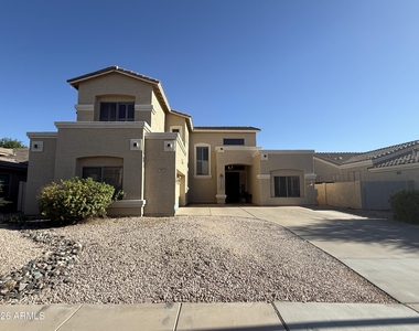 757 W Aloe Place - Photo Thumbnail 1